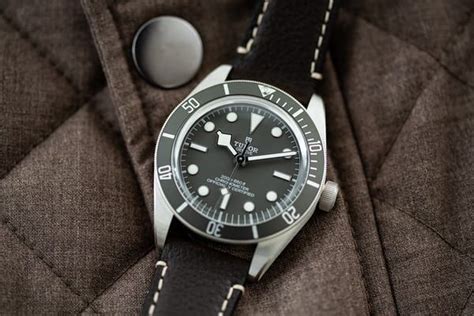 tudor silver dive watch